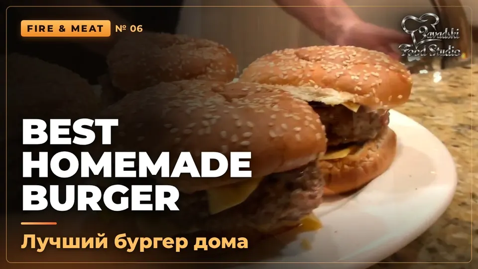 Video: Blue Cheese Burgers with Double American Cheese in a Hotel Kitchen